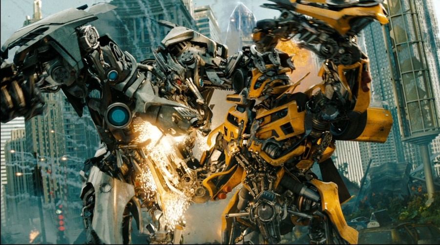 Novas imagens de Transformers: O Lado Oculto da lua e trailer de