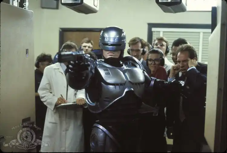 RoboCop :: Série derivada será produzida por James Wan 3 RoboCop