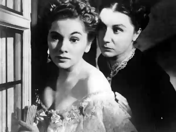 rebecca a mulher inesquecc3advel joan fontaine e judith anderson