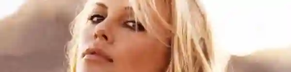 Charlize Theron e1362777412356