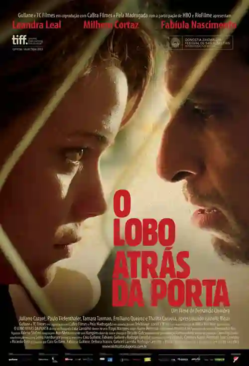 O Lobo Atrás da Porta
