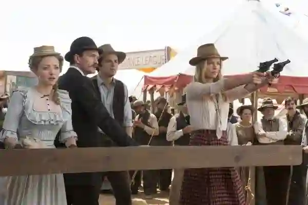 um milhao de maneiras de pegar na pistola papo de cinema 02