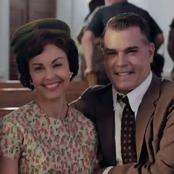 20141014 the identical ashley judd ray liotta1 e1413312644102
