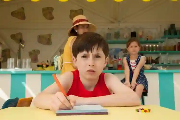 20181221 as ferias do pequeno nicolau 01 papo de cinema