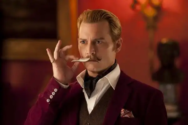 20150313 01 mortdecai papo de cinema