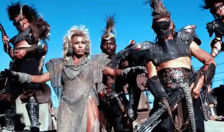 20150503 01 mad max alem da cupula do trovao papo de cinema e1556064335475