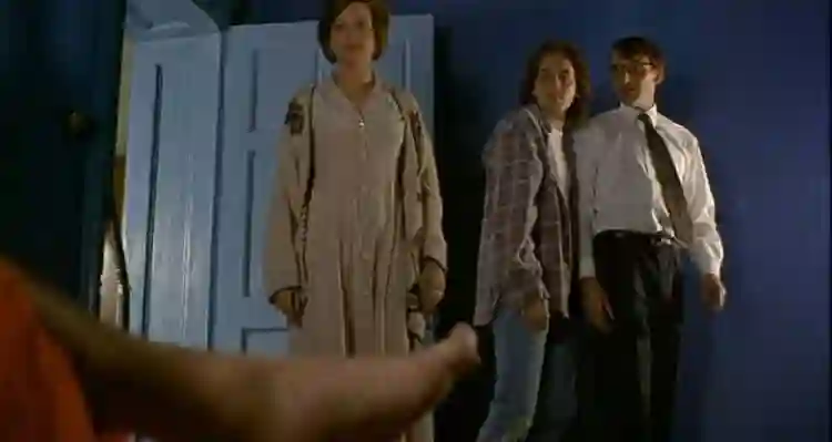 20150930 shallowgrave02 e1666261118963