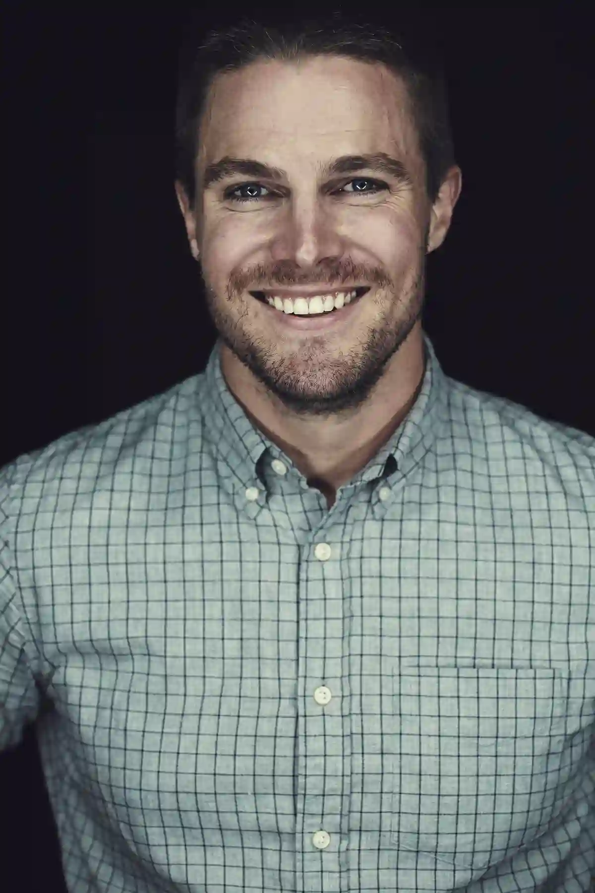 20160505 stephen amell papo de cinema 01