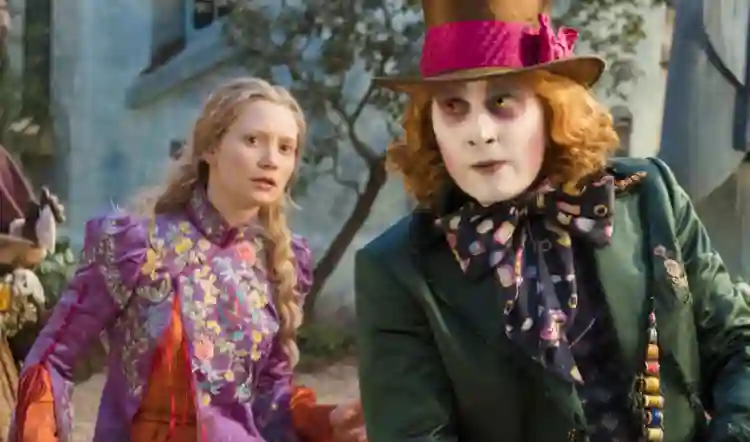 20160518 alice atraves do espelho papo de cinema 06 e1564268220259