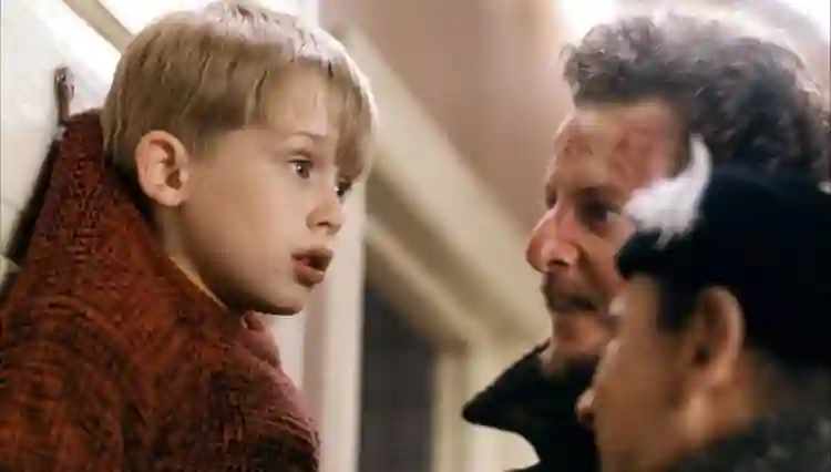 20181231 01 esqueceram de mim papo de cinema e1546285874757