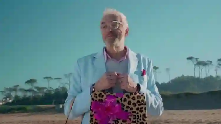 20171125 02 os golfinhos vao para leste papo de cinema