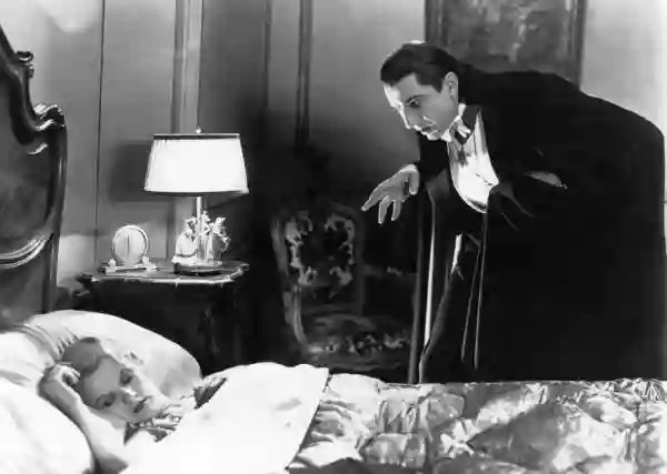dracula-1931-crop-1