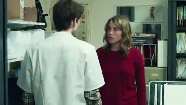 a-garota-desconhecida-papo-de-cinema-02