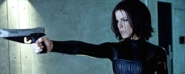 Anjos da Noite :: O que levou Kate Beckinsale a deixar a saga? Haverá futuro sem Selene? Nós investigamos! 3 20161124 110952
