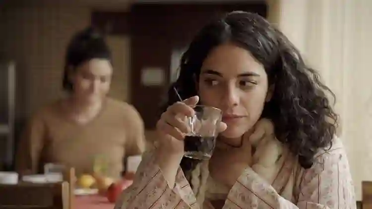 20180411 01 vermelho russo papo de cinema