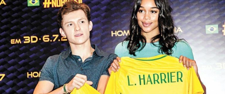 20170625 laura harrier 05 papo de cinema e1498529536746
