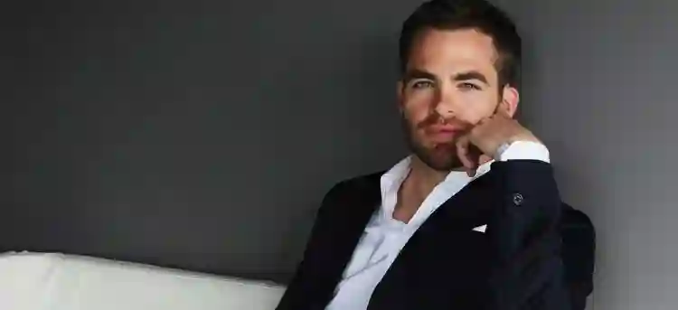 20170825 chris pine widescreen