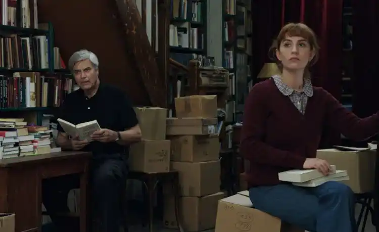 20181114 01 um segredo em paris papo de cinema e1542206119414