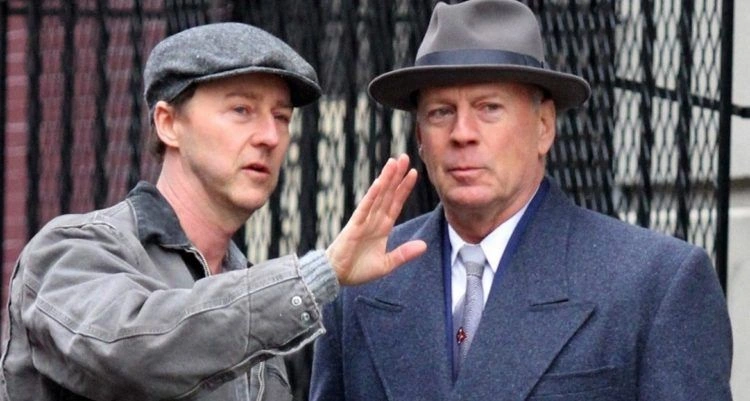 20180208 edward norton and bruce willis papo de cinema