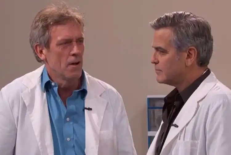 Hugh Laurie se junta a George Clooney no elenco da nova minissérie do Hulu 2 20180403 george clooney hugh laurie papo de cinema