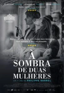 À Sombra de Duas Mulheres