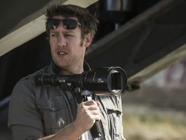 Chris Evans protagonizará novo filme de Neil Blomkamp 2 20180514 neil blomkamp papo de cinema