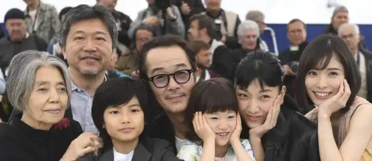 Shoplifters, do japonês Hirokazu Koreeda, vence a Palma de Ouro em Cannes 2 20180519 koreeda cannes papo de cinema3