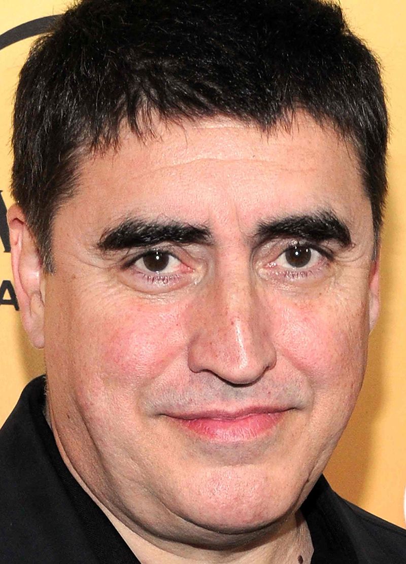 𝕄𝕦𝕟𝕕𝕠 𝕕𝕒 𝟟ª 𝔸𝕣𝕥𝕖 - O ator Alfred Molina tem 68 anos, e