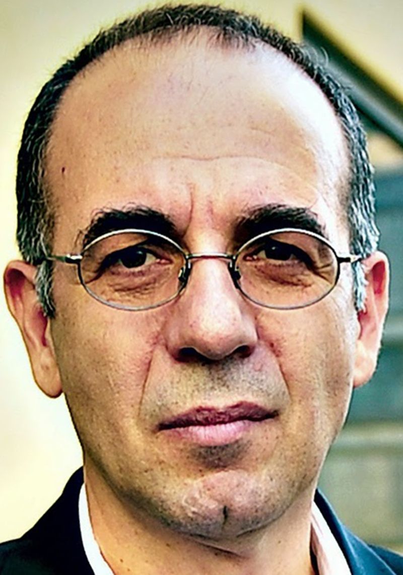 Giuseppe Tornatore (27 de Maio de 1956), Artista