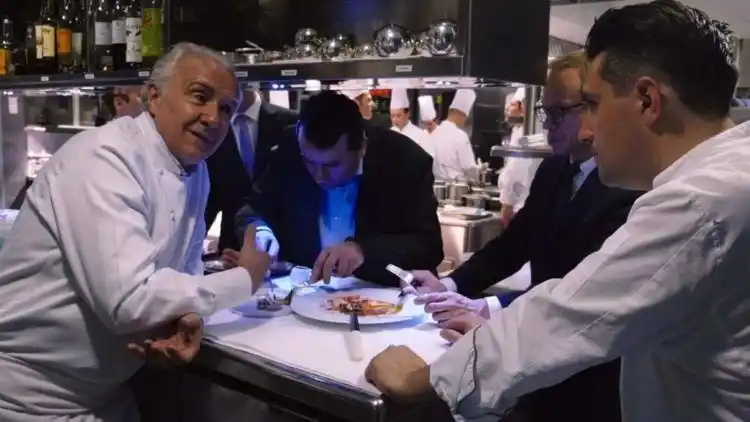 20180624 02 a busca do chef ducasse papo de cinema
