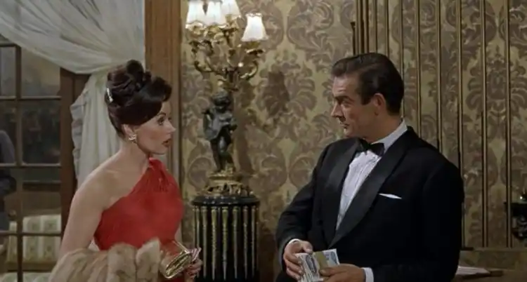 Eunice Gayson, primeira Bond girl, morre aos 90 anos 2 20180611 eunice gayson papo de cinema2