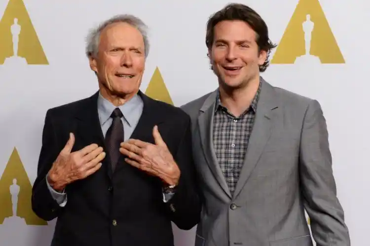 Clint Eastwood começa a rodar seu próximo filme 2 20180613 clint eastwood bradley cooper papo de cinema