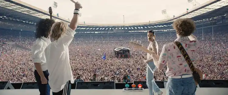 Supercine :: Bohemian Rhapsody, filme deste sábado (21/06), dividiu opiniões ao apresentar versão suavizada da trajetória de Freddie Mercury. Relembre! 3 Supercine :: Bohemian Rhapsody