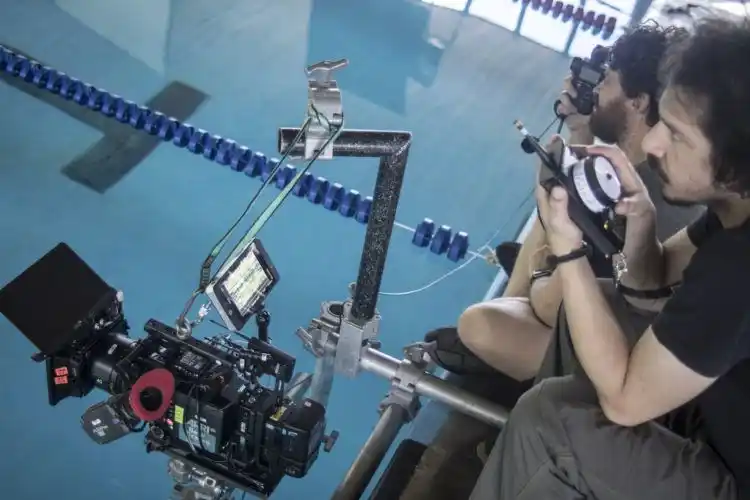 Set Visit :: Raia 4 6 20180905 img 2661 flavio geromel 1 assistente de camera e edu rabin diretor de fotografia credito tuane eggers ausgang