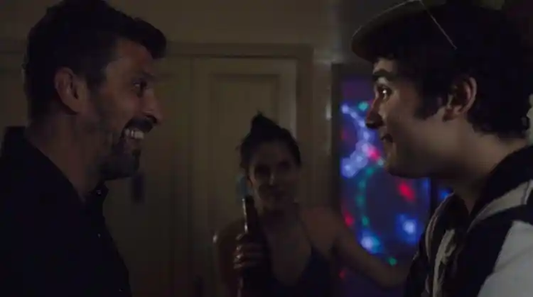 20181209 01 intimidade entre estranhos papo de cinema e1544370983992