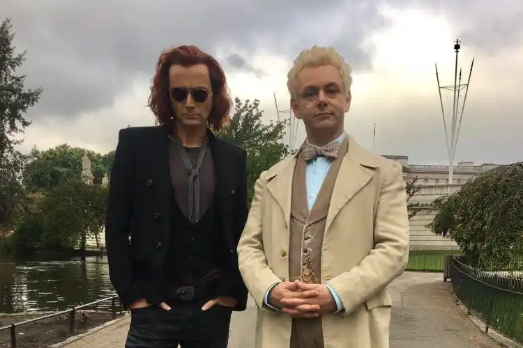 Good Omens :: Benedict Cumberbatch interpretará satanás na série da Amazon 2 20190214 good omens papo de cinema