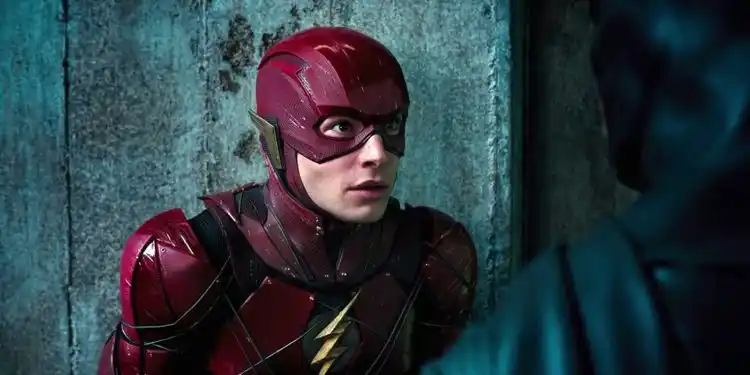 20190318 ezra millers flash papo de cinema