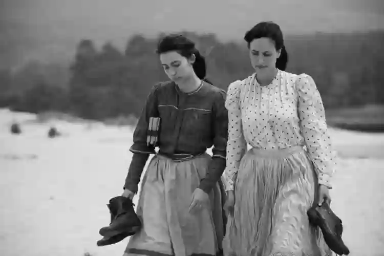 Netflix :: Confira as estreias de junho 2 20190522 elisa y marcela papo de cinema