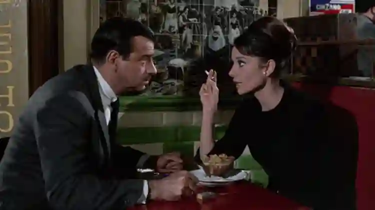20210418 charada 1963 papo de cinema e1618800960765