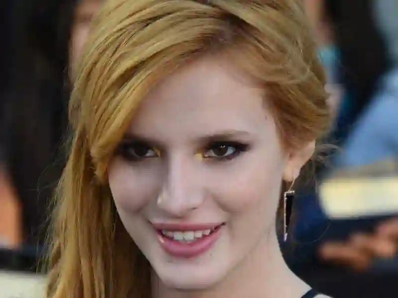 20190814 bella thorne papo de cinema