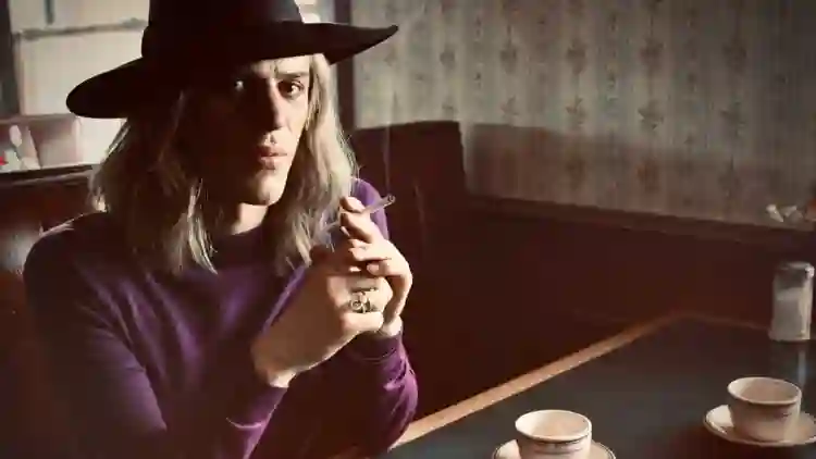 20190820 stardust bowie johnny flynn papo de cinema