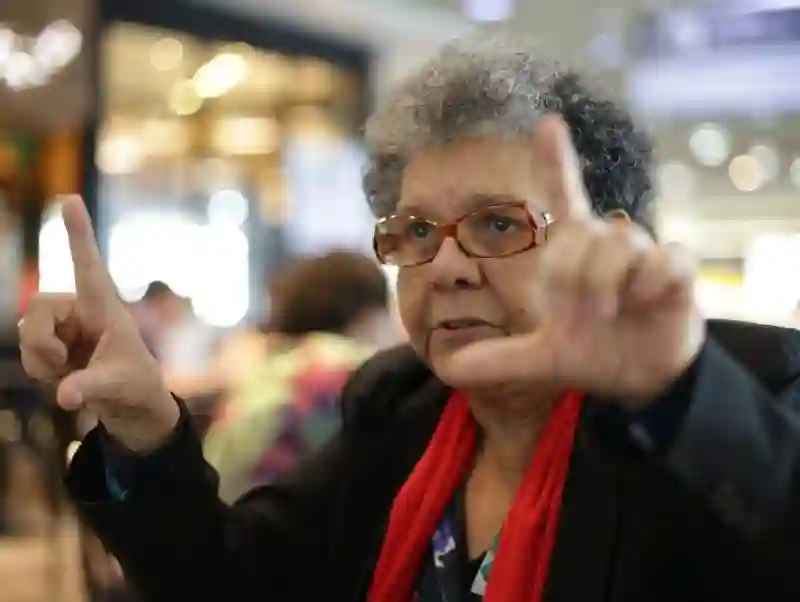 20191103 adelia sampaio papo de cinema