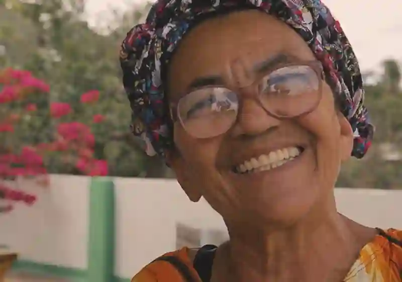 20191109 a parteira papo de cinema 800