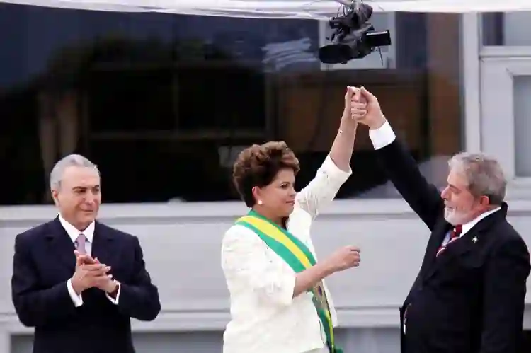 Oscar 2020 :: A Vida Invisível fica de fora, mas Brasil ainda tem chances 2 20191216 democracia em vertigem papo de cinema