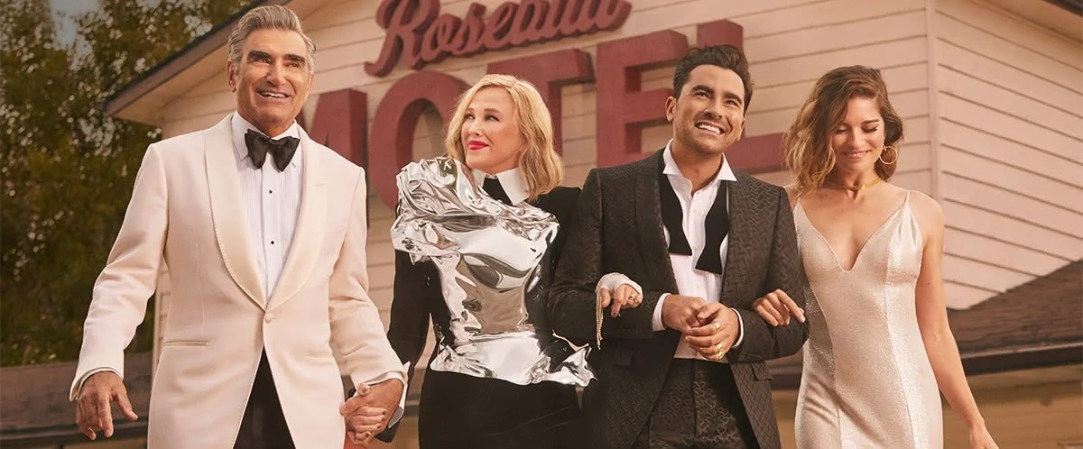 TCA Awards 2020 :: Watchmen e Schitt's Creek são os vencedores 2 20200115 schitts creek papo de cinema banner teaser