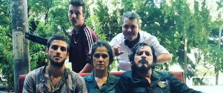 Sofá :: "O humor do filme vai constrangendo o espectador", afirma Bruno Safadi 2 20200126 sofa carrossel