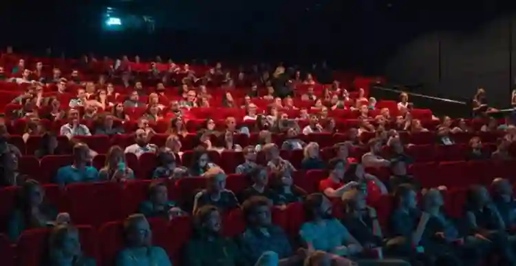 O cinema após o coronavírus :: Reflexões e angústias 2 20200319 cinema