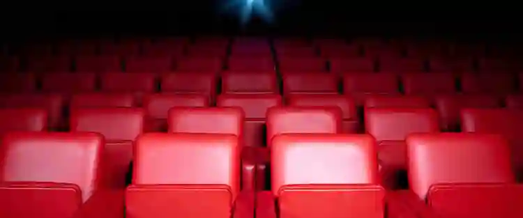 20200320 cinema vazio carrossel