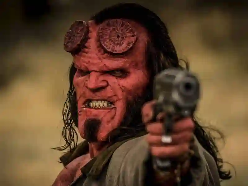 20200326 hellboy papo cinema