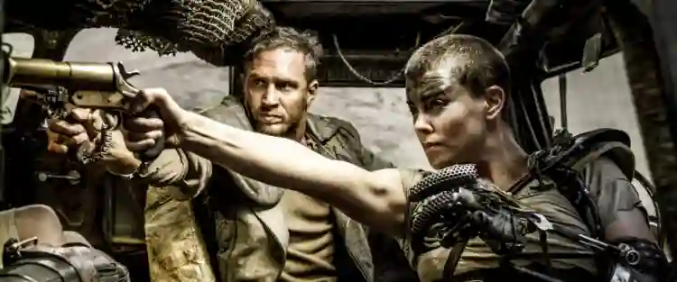Furiosa :: Filme da saga Mad Max chega aos cinemas apenas em 2023 2 20200327 furiosa carrossel